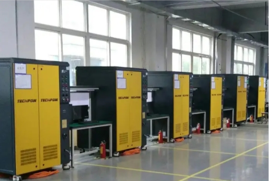 大電流測試設(shè)備.png 大電流測試設(shè)備.png